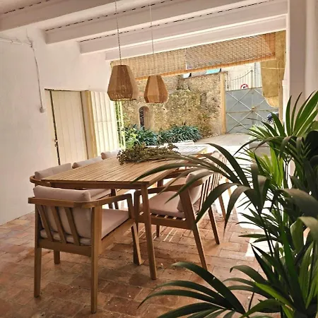 Сasa de vacaciones Casa Al Centre De *